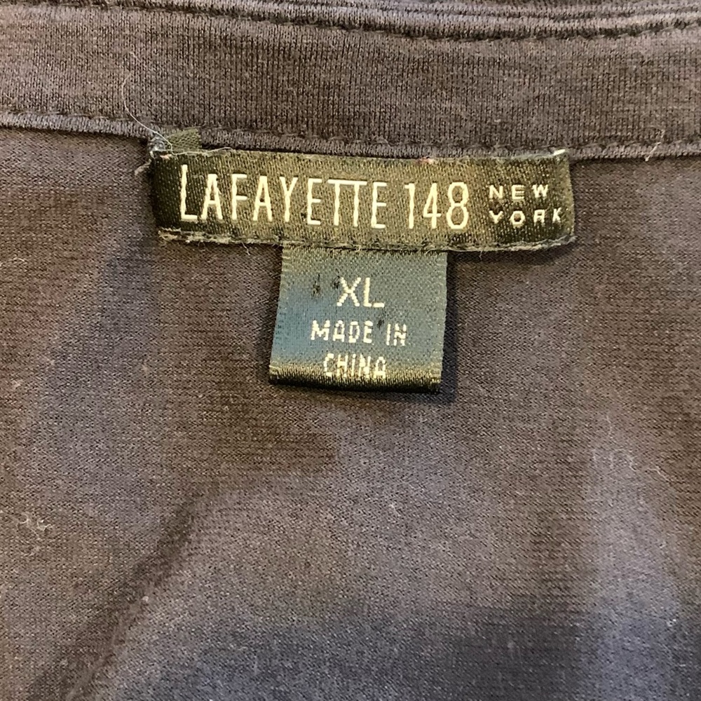$898 LAFAYETTE 148 NY XL BLACK KNIT V NECK TOP MINIMALIST MODERN PLEATED FRONT - Picture 6 of 10